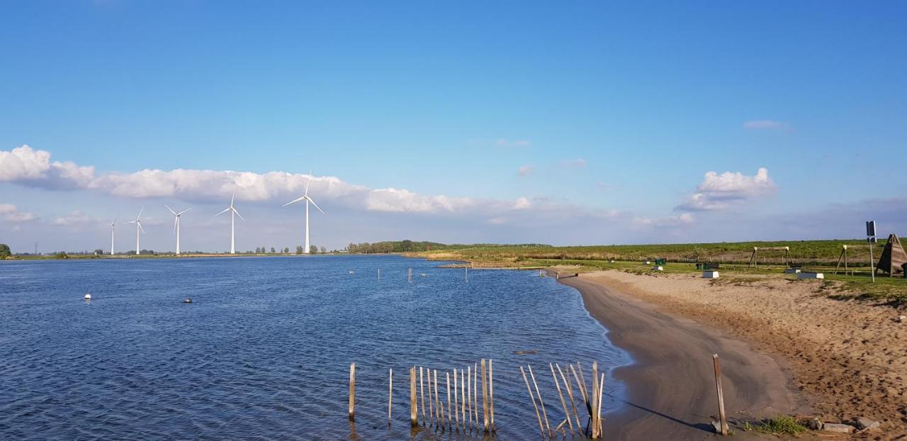 Gastenverblijf Goudswaard Kültér fotó